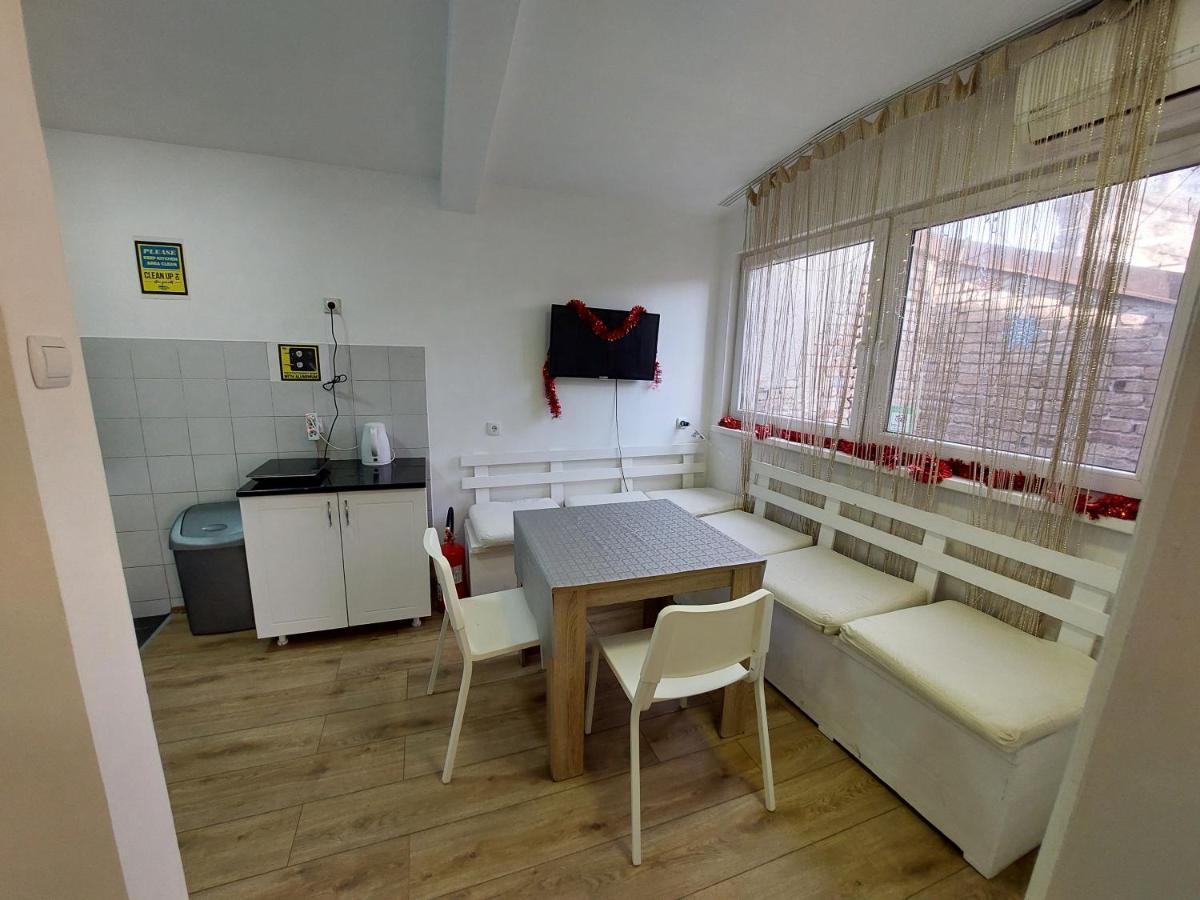 Hostel Inn Downtown Belgrad Dış mekan fotoğraf