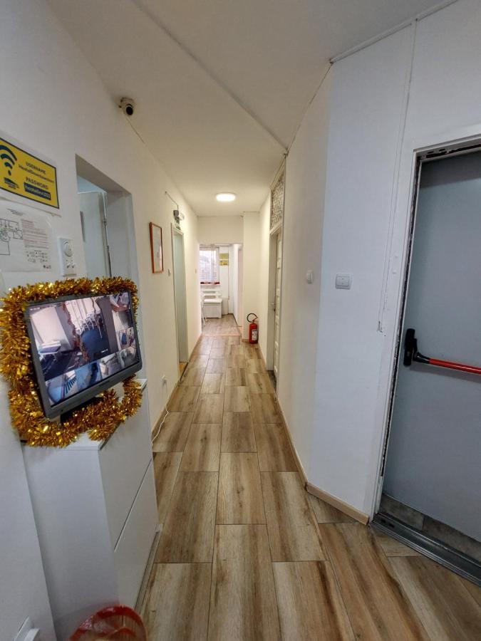 Hostel Inn Downtown Belgrad Dış mekan fotoğraf