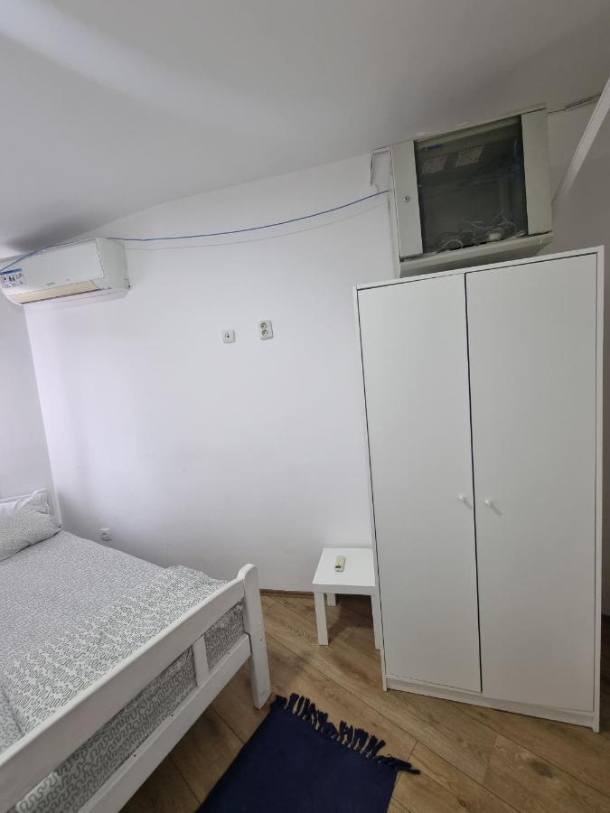 Hostel Inn Downtown Belgrad Dış mekan fotoğraf